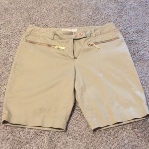 Michael Kors longer khaki shorts
